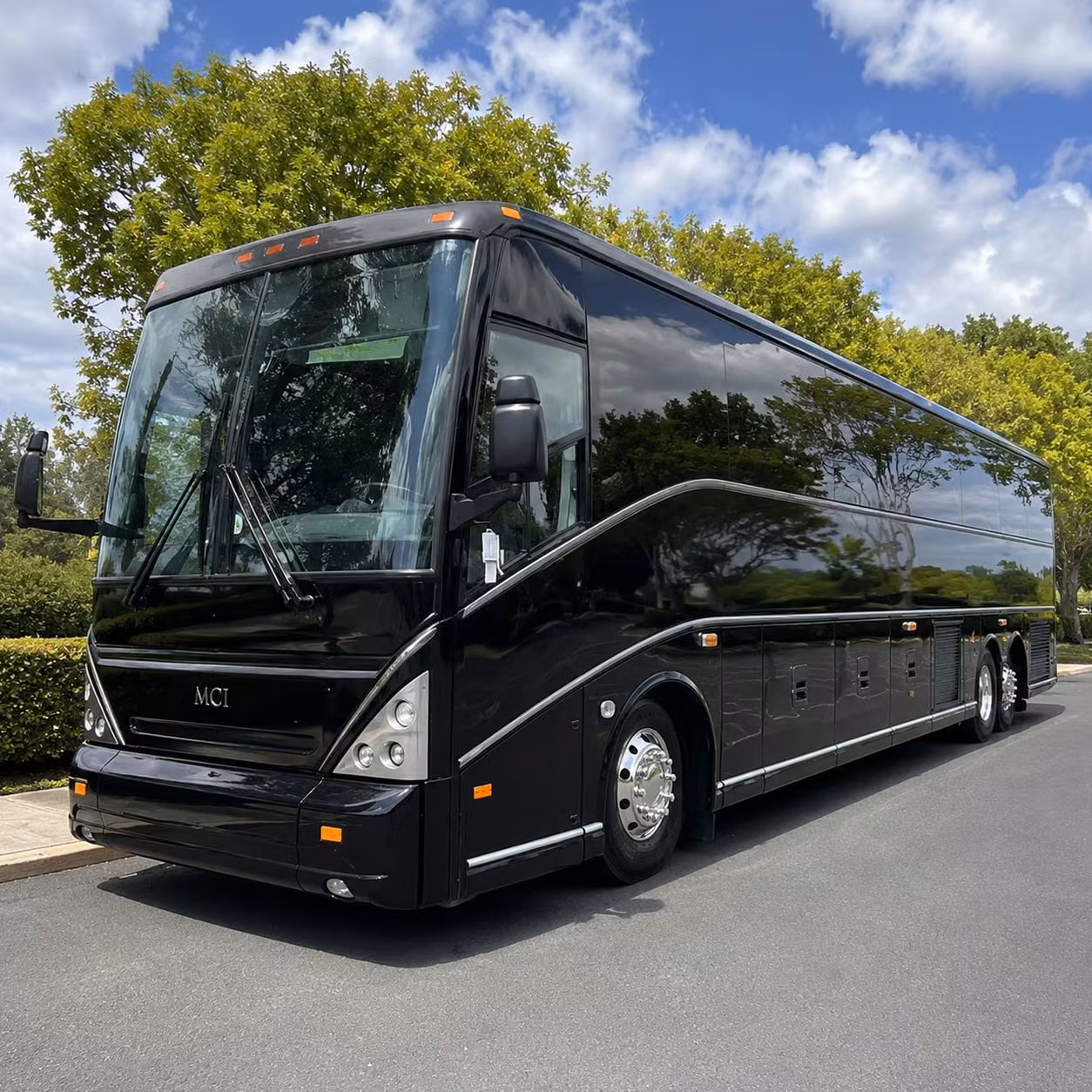 corporate transportation for conferences and events at the kia forum and hollywood park